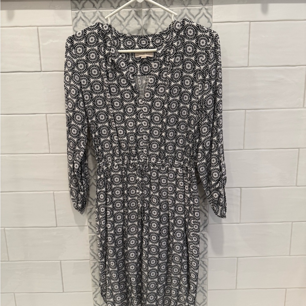 LOFT Black and White Geometric Long Sleeve Dress